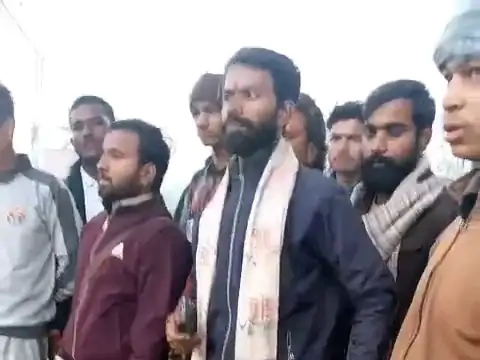 उन्नाव में 'धर्मयुद्ध' या साजिश? बजरंग दल का भारी हंगामा