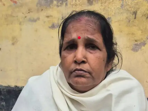 शर्मनाक: उन्नाव में मानवता शर्मसार, किराए के 3000 रुपयों के लिए शव को नहीं मिली दो गज ज़मीन