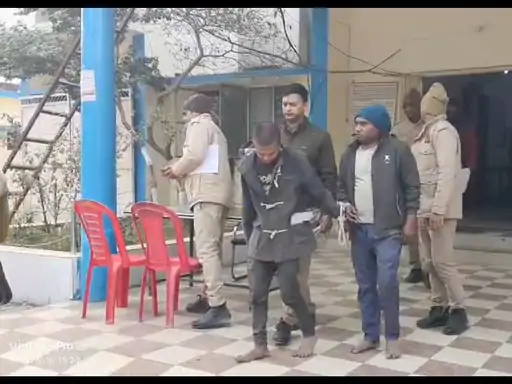 रईसजादों ने सिपाही का गला घोंटा, गड़ासे से किया हमला