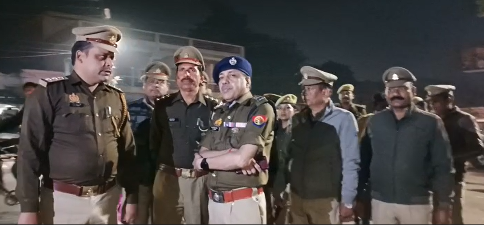 पुलिस अधीक्षक उन्नाव जयप्रकाश सिंह द्वारा शुक्लागंज नवीन गंगापुल का निरीक्षण
