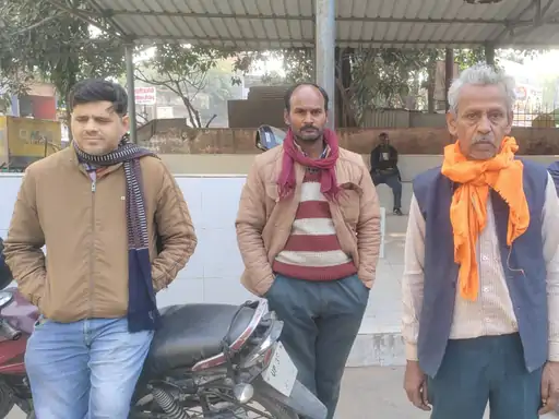 सफीपुर में सड़क किनारे मिला 36 वर्षीय युवक का खून से लथपथ शव