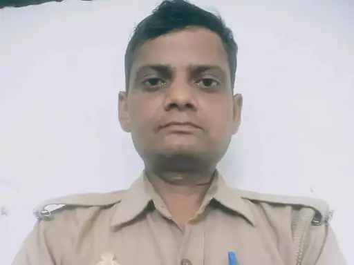 खाकी की नम आंखों ने दी 'शहीद' साथी को विदाई