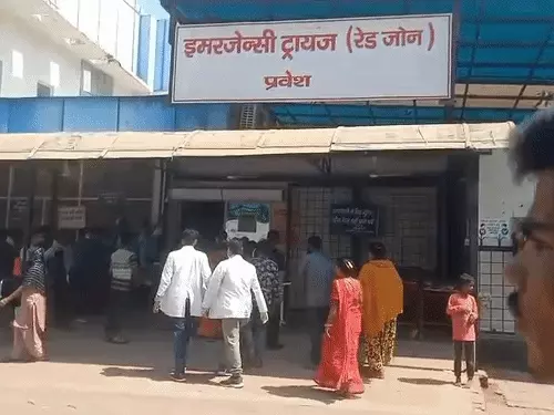 कानपुर हैलट में घोर लापरवाही: जिंदा मरीज को डॉक्टरों ने बताया 'डेड'