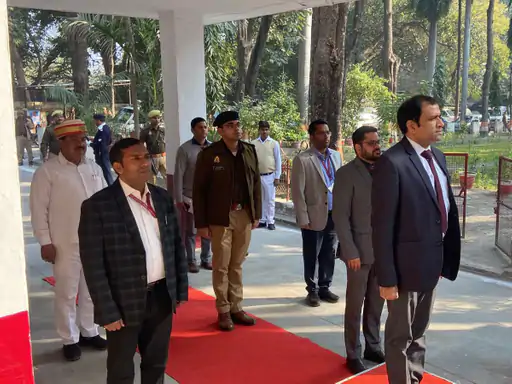 विशेष रोल प्रेक्षक ने की SIR अभियान की समीक्षा