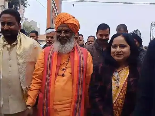 बदरका में बोले साक्षी महाराज कुलदीप सेंगर के साथ हुआ अन्याय