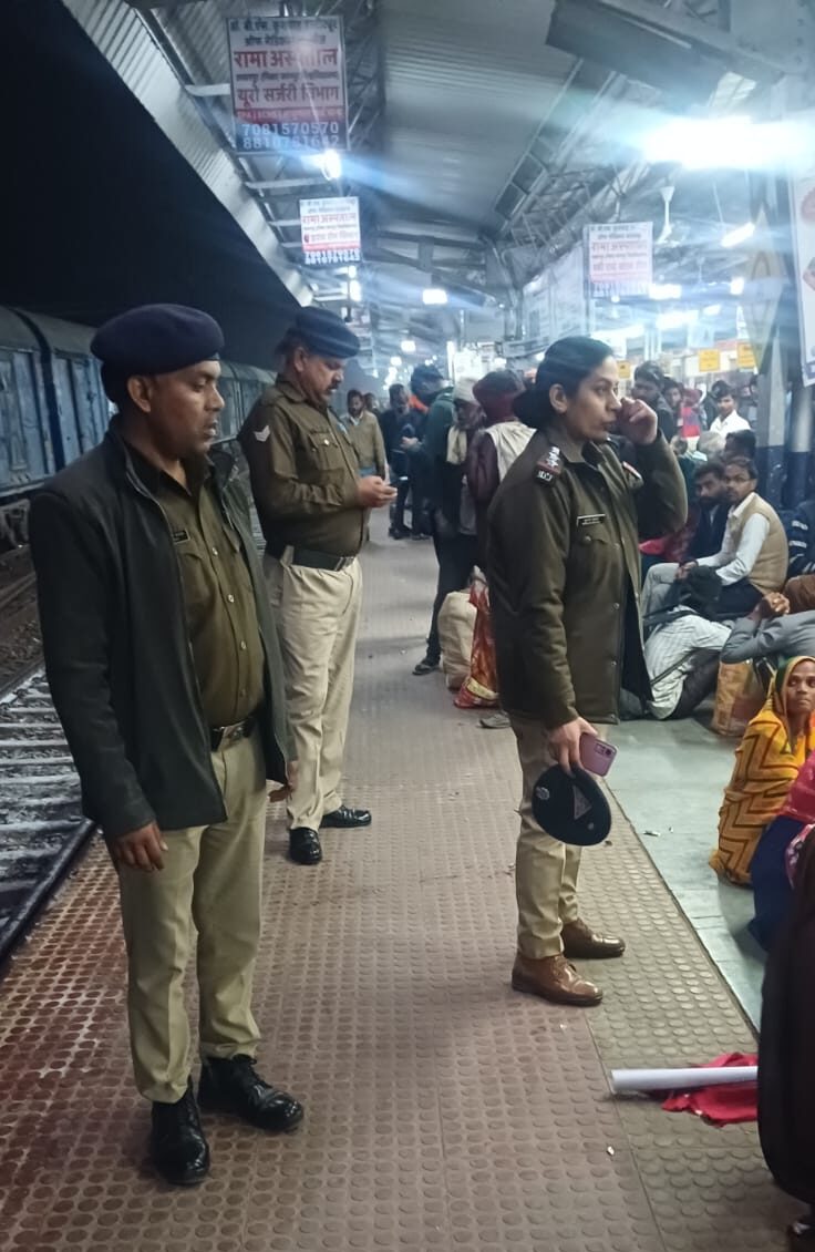 'ऑपरेशन जीवन रक्षा' के तहत बचाई यात्री की जान
