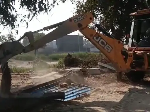 कटरी पीपरखेड़ा में करोड़ों की सरकारी जमीन मुक्त
