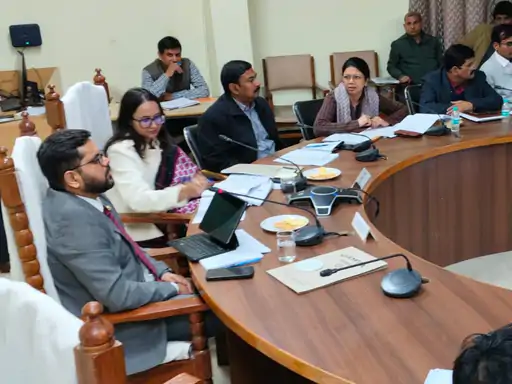 फिसड्डी विभागों को 'अल्टीमेटम'