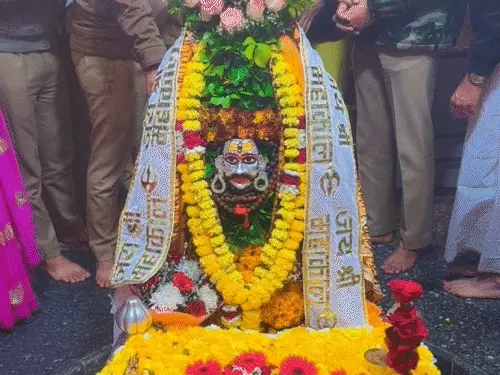 उमड़ा 2 लाख भक्तों का सैलाब
