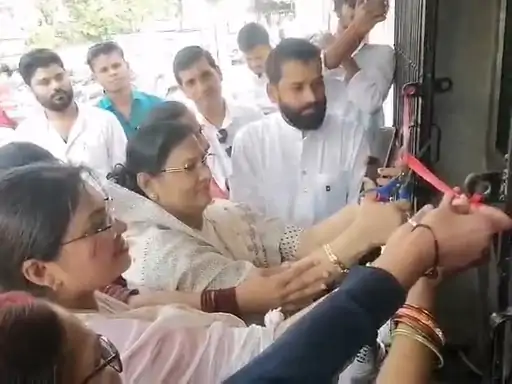 जिला अस्पताल में गूंजा 'रक्तदान महादान' का नारा