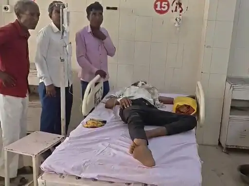 गिरी आकाशीय बिजली, दो मजदूर झुलसे