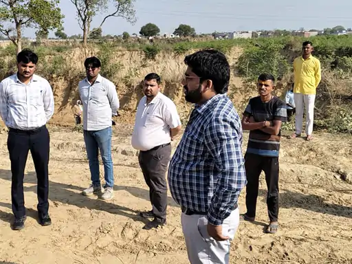 खनन माफियाओं पर प्रशासन का हंटर